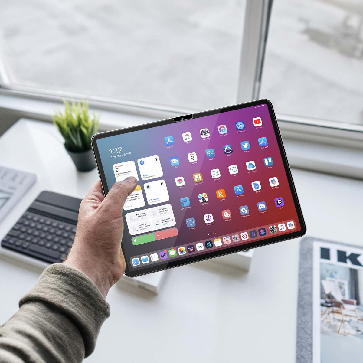 ONETIME NanoArmour 11-inch for iPad Air 6 Ultra Clear Screen Protector (2024-2025): Clear Blue Light Blocker, No Blue Tint, TruColor