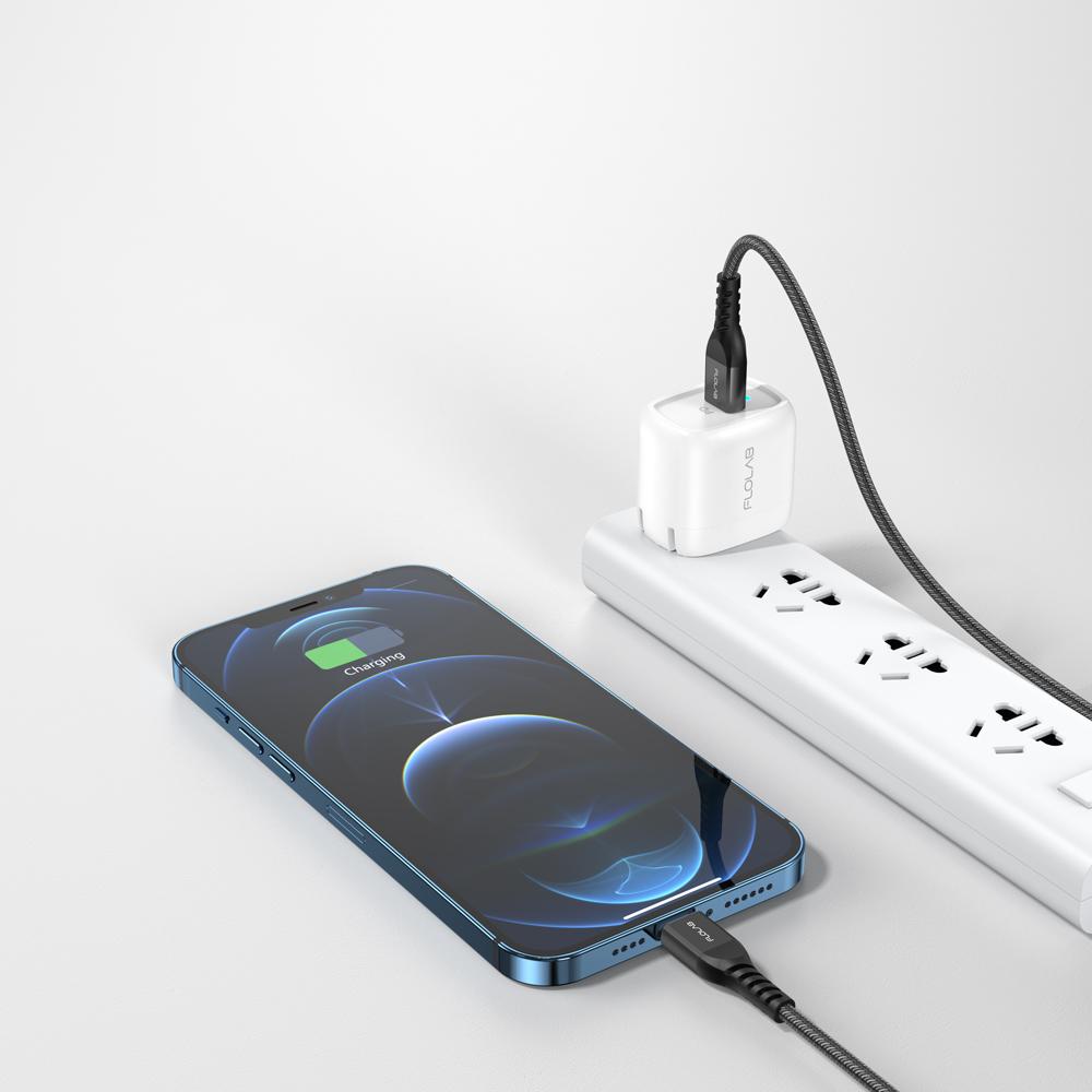 FLOLAB&#39;s Powerflo PD 20W iPhone Fast Charger: Fast and Efficient Charging